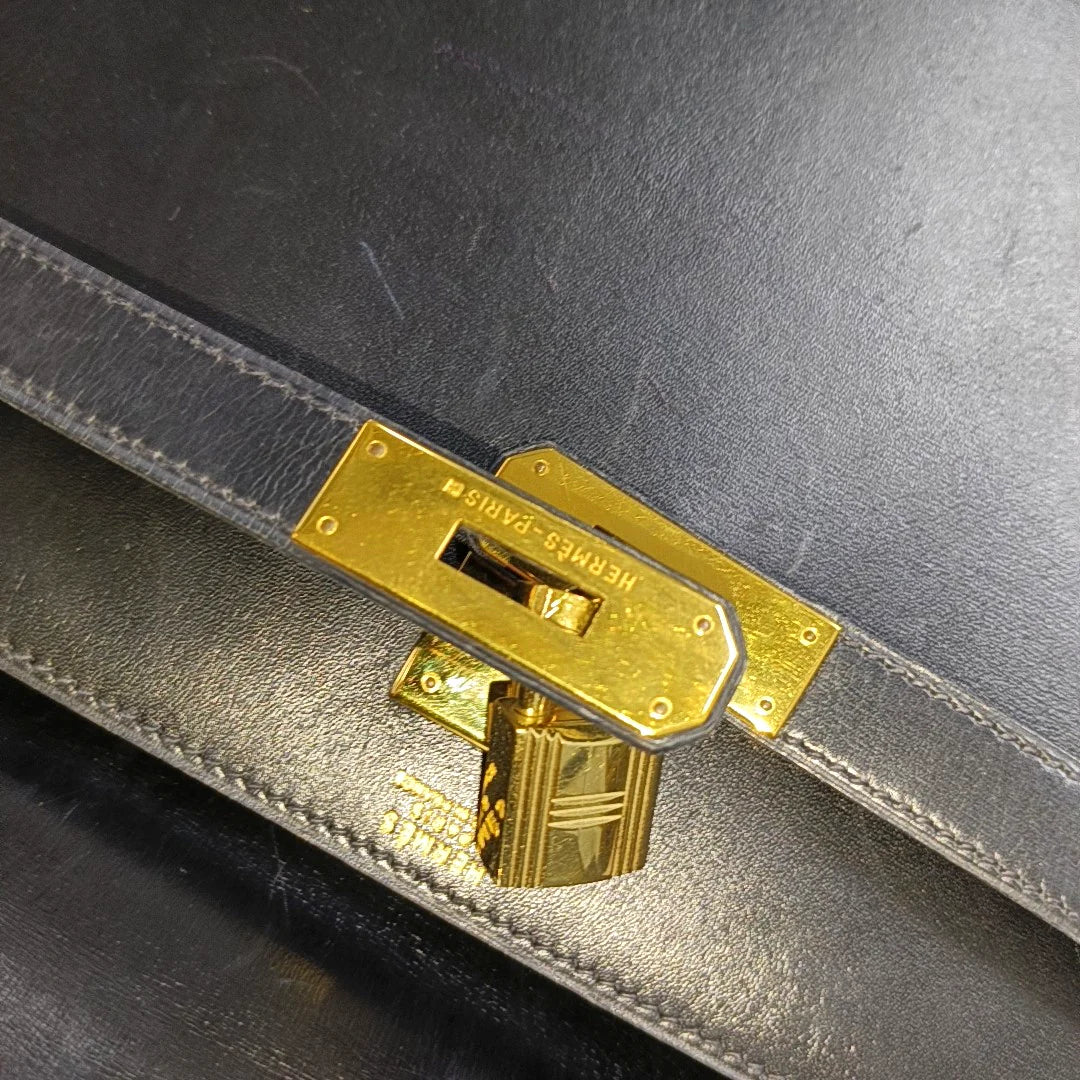 Hermès Kelly Sellier 32 Box Leather Preta com Ferragens Douradas