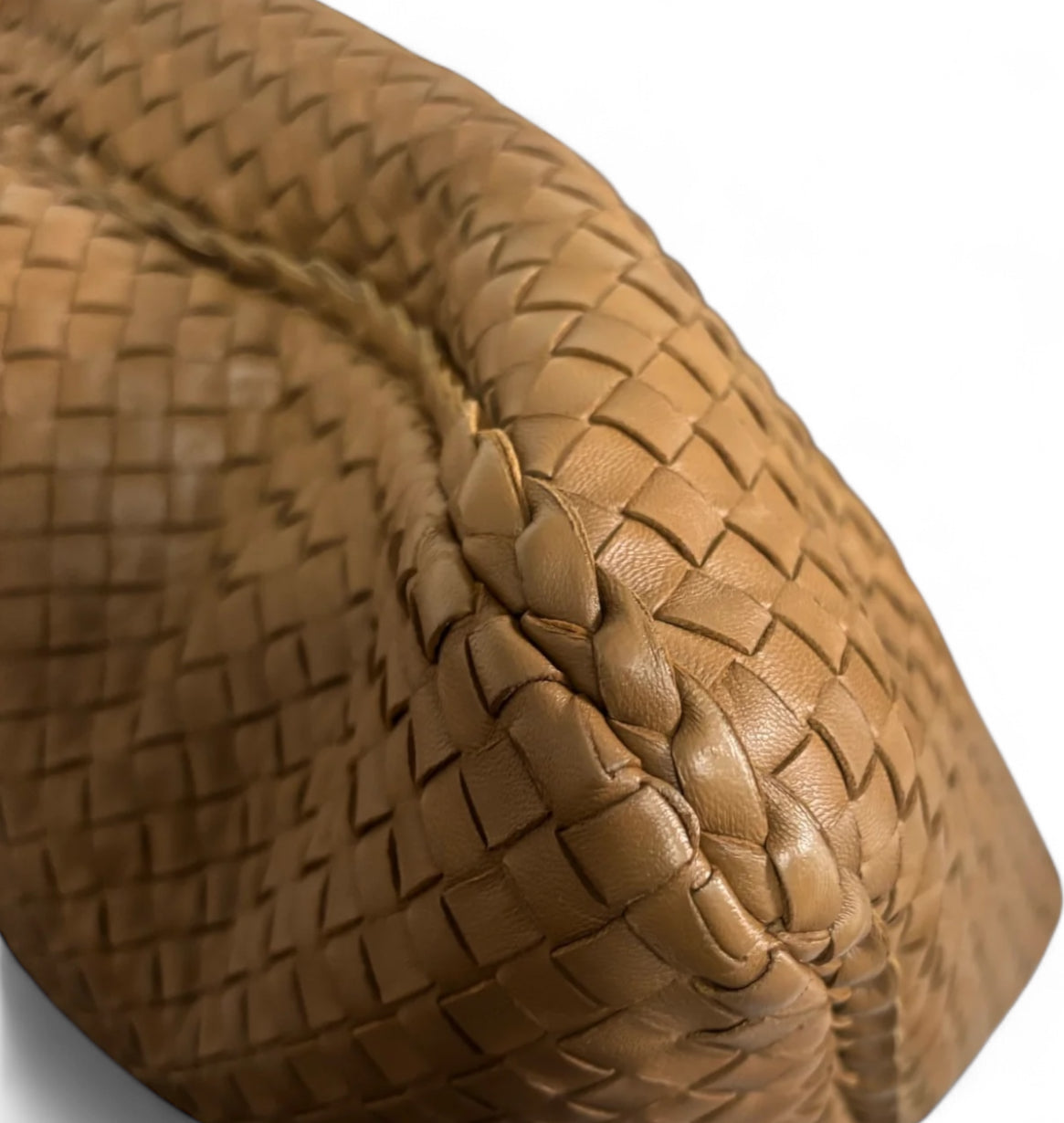 Bottega Veneta Hobo Maxi “Milk Chocolate Brown