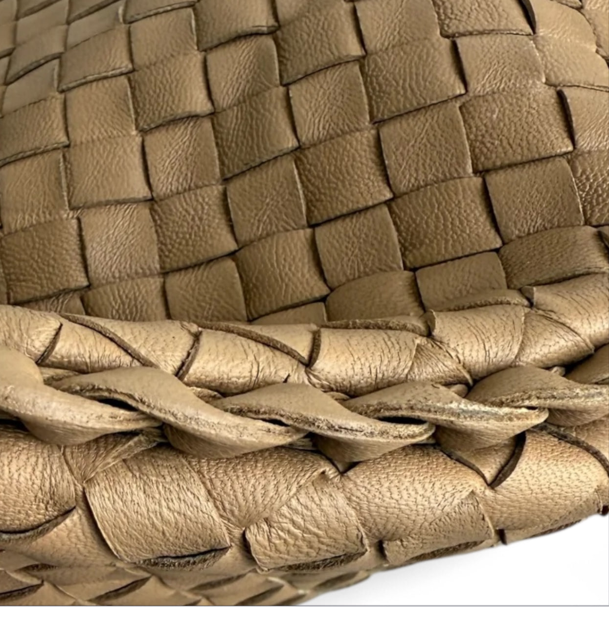 Bottega Veneta Hobo Light Camel Brown Intrecciato Leather Bag