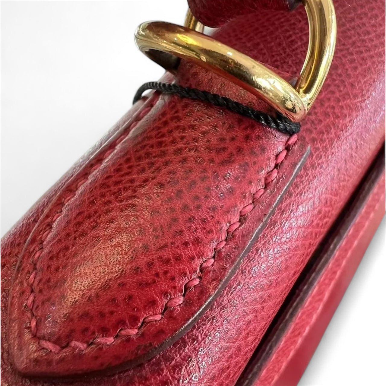 Hermès Kelly Sellier 32 Courchevel Rouge Vif com Ferragens Douradas