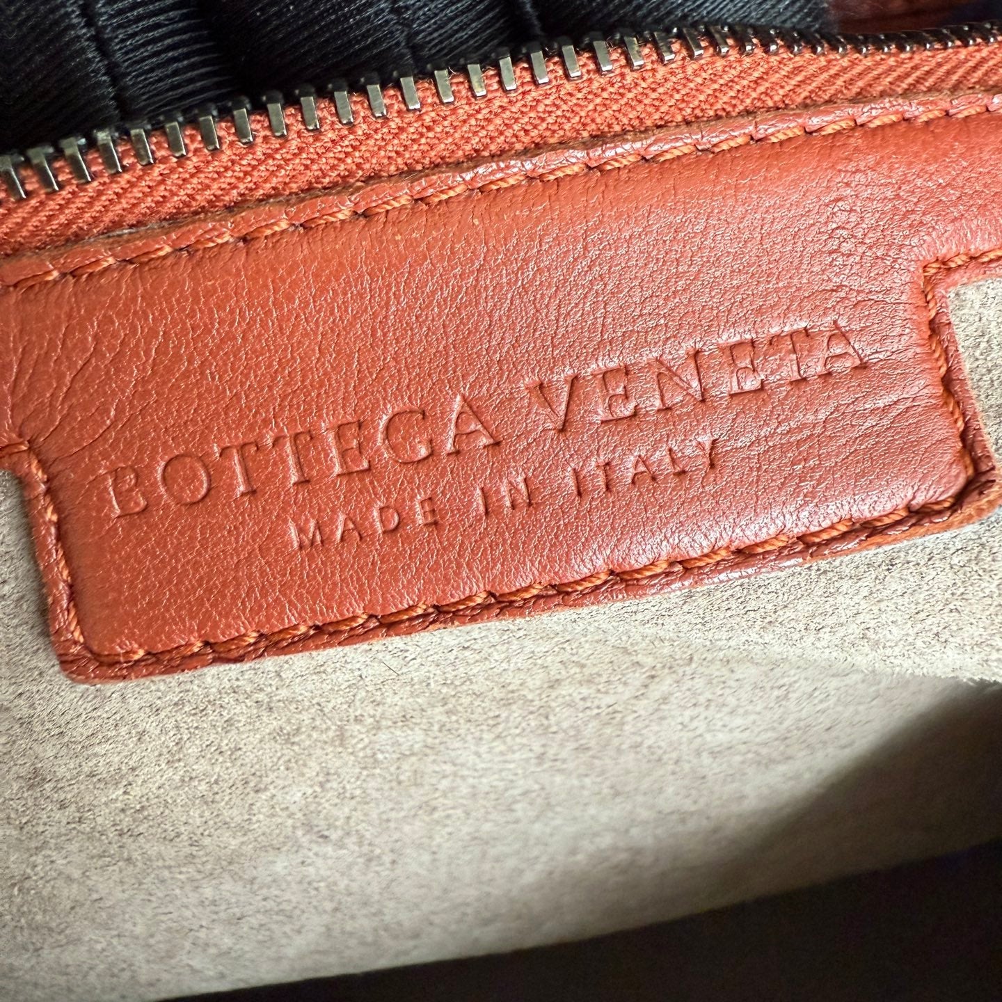 Bolsa Bottega Veneta Veneta Hobo Large-Couro Lambskin Burgundy