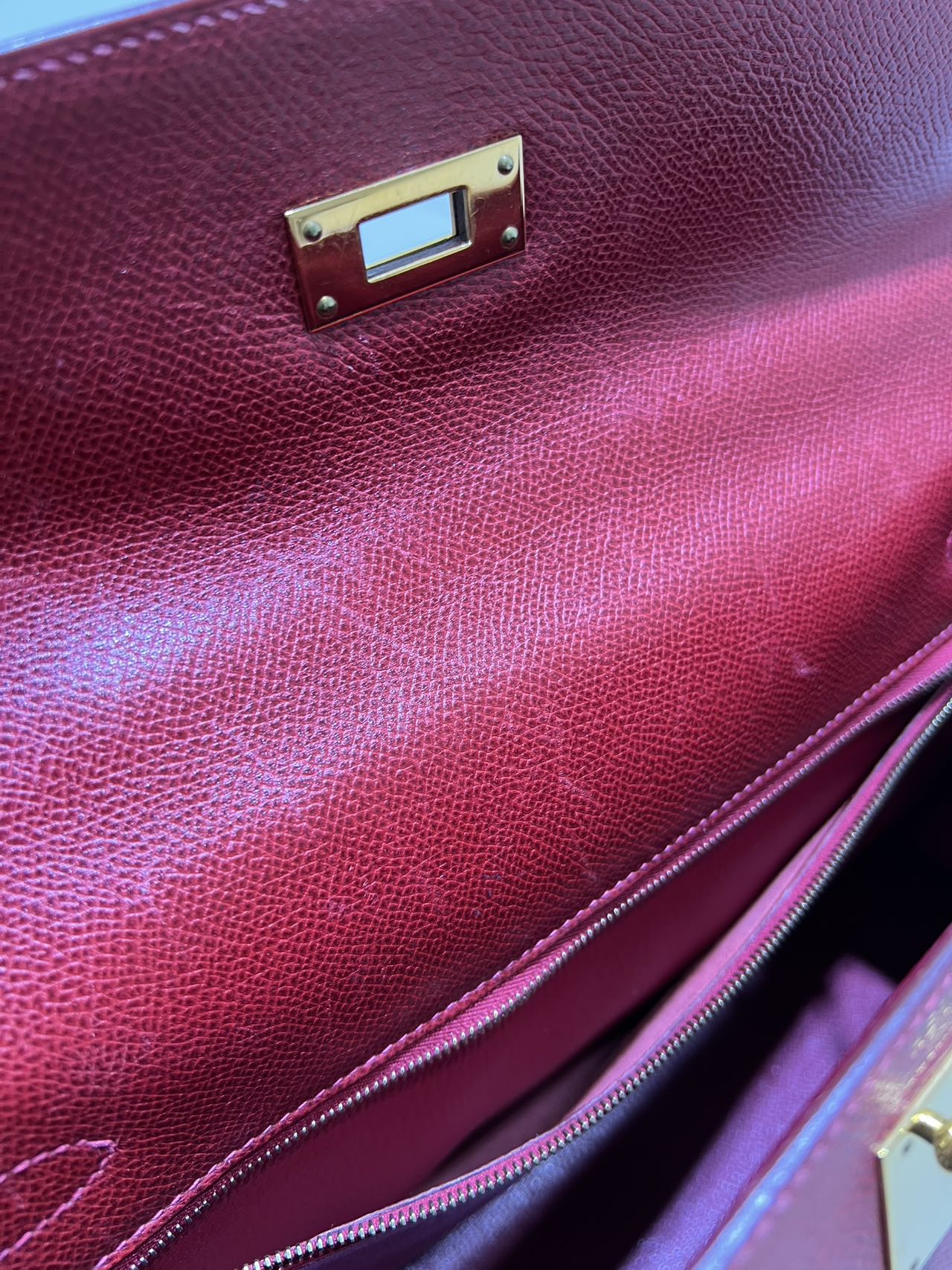 Hermès Kelly Sellier 32 Courchevel Rouge Vif com Ferragens Douradas