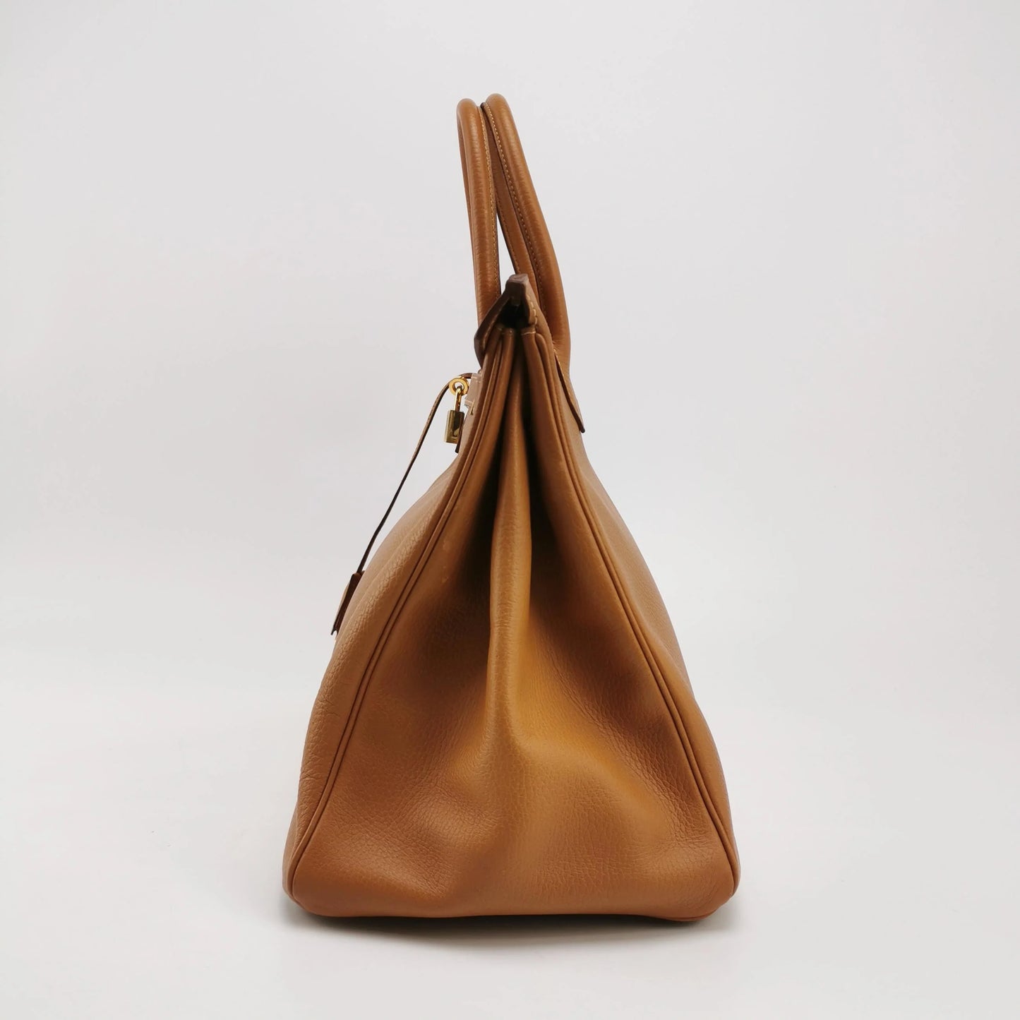 Hermès Birkin 40 Couro Clemence Gold com Ferragens Douradas