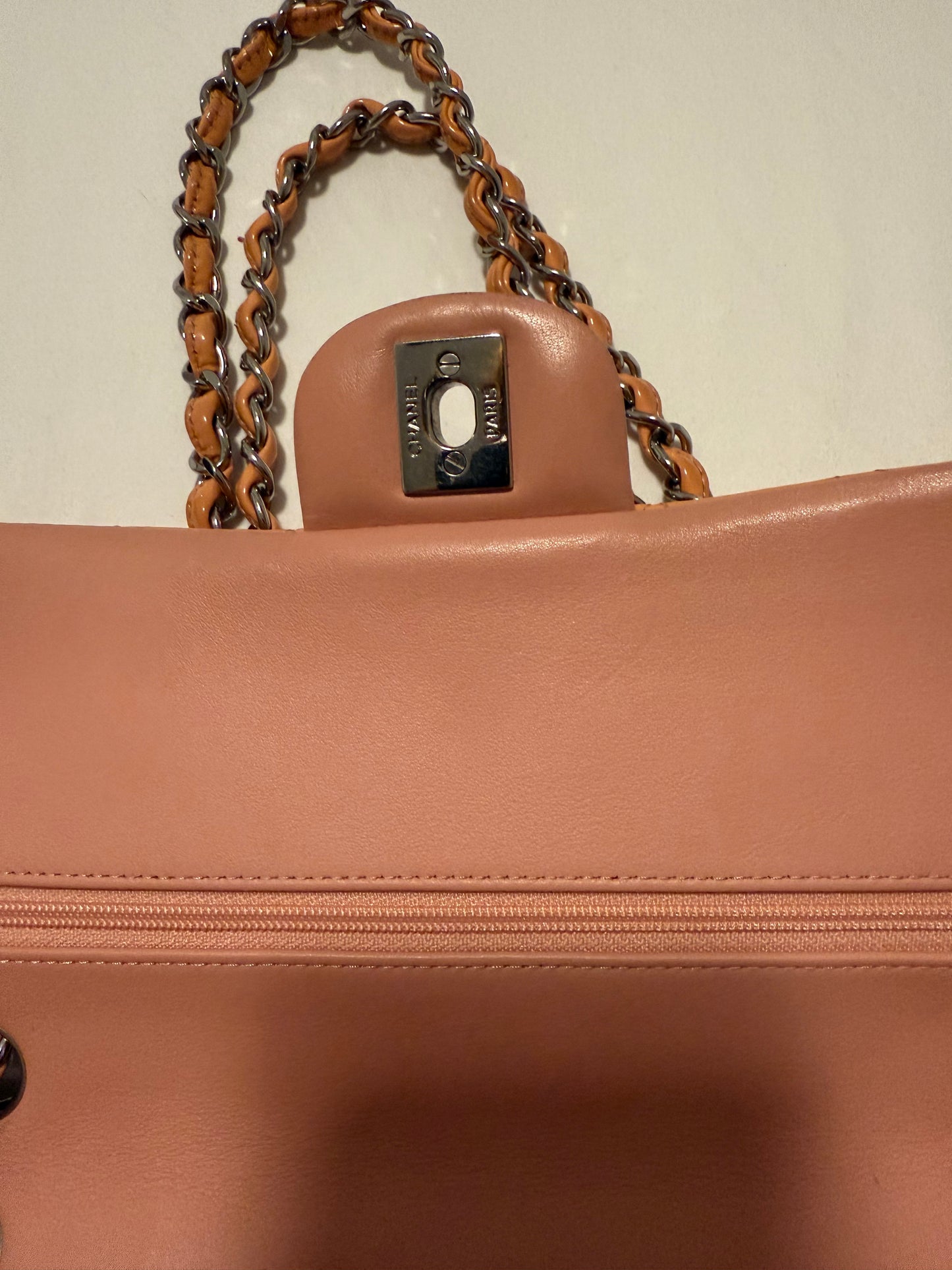 Bolsa Chanel Classic Flap Medium Pink Orange Patent Leather