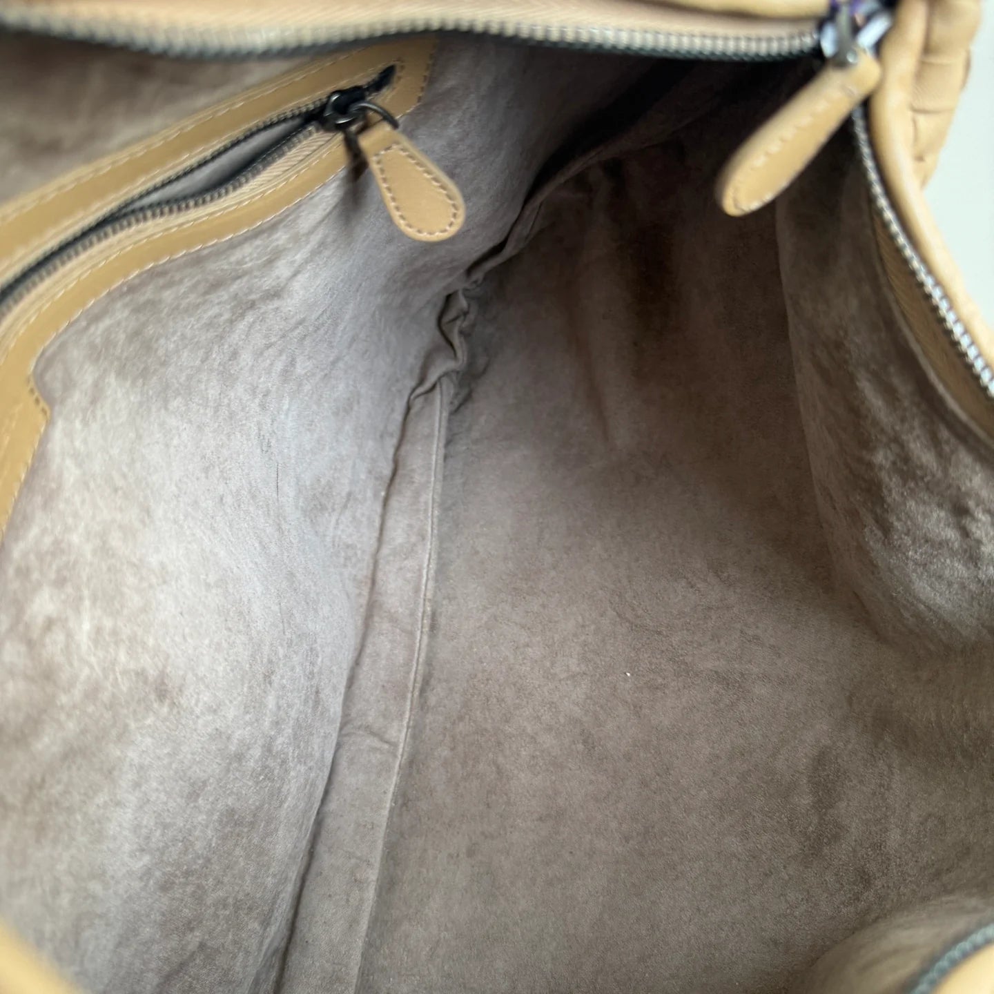 Bottega Veneta Hobo Light Camel Brown Intrecciato Leather Bag