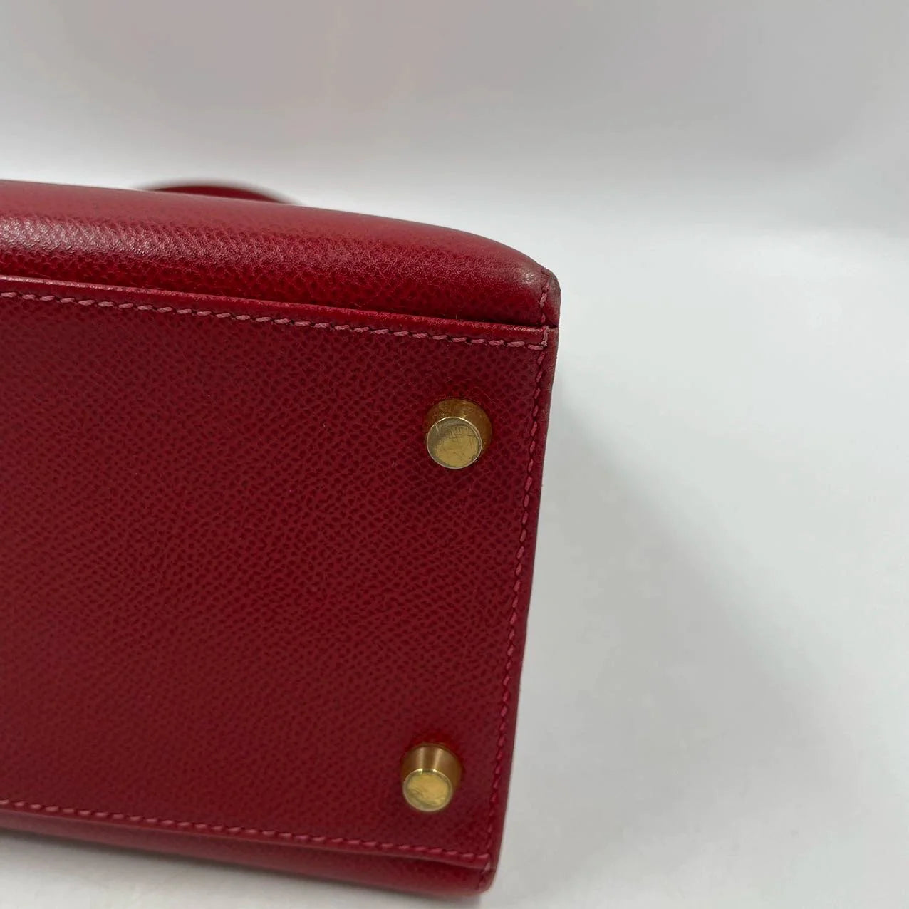 Hermès Kelly Sellier 32 Courchevel Rouge Vif com Ferragens Douradas