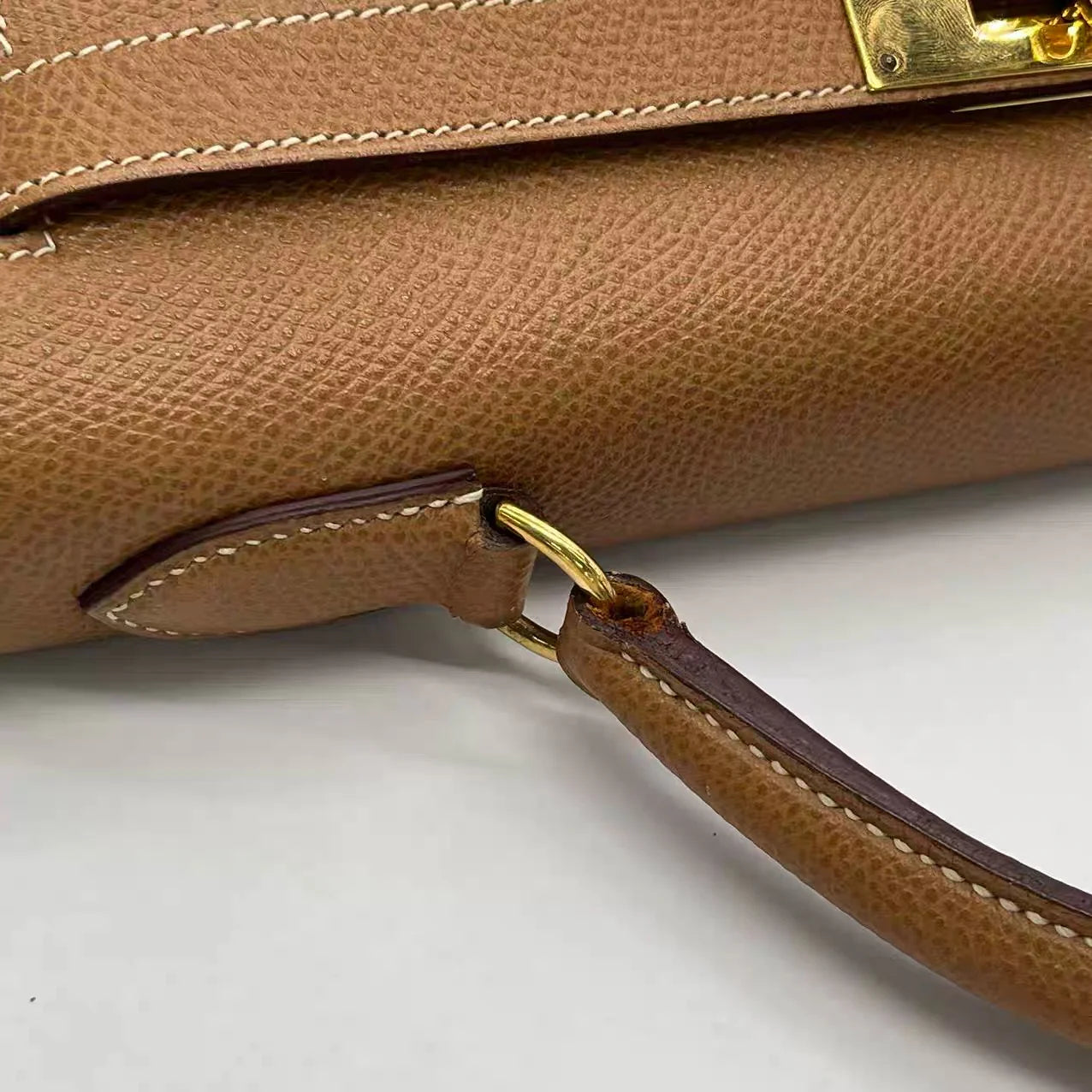 Hermès Kelly 32 Sellier Vintage Gold Epsom Leather Gold Hardware With Strap