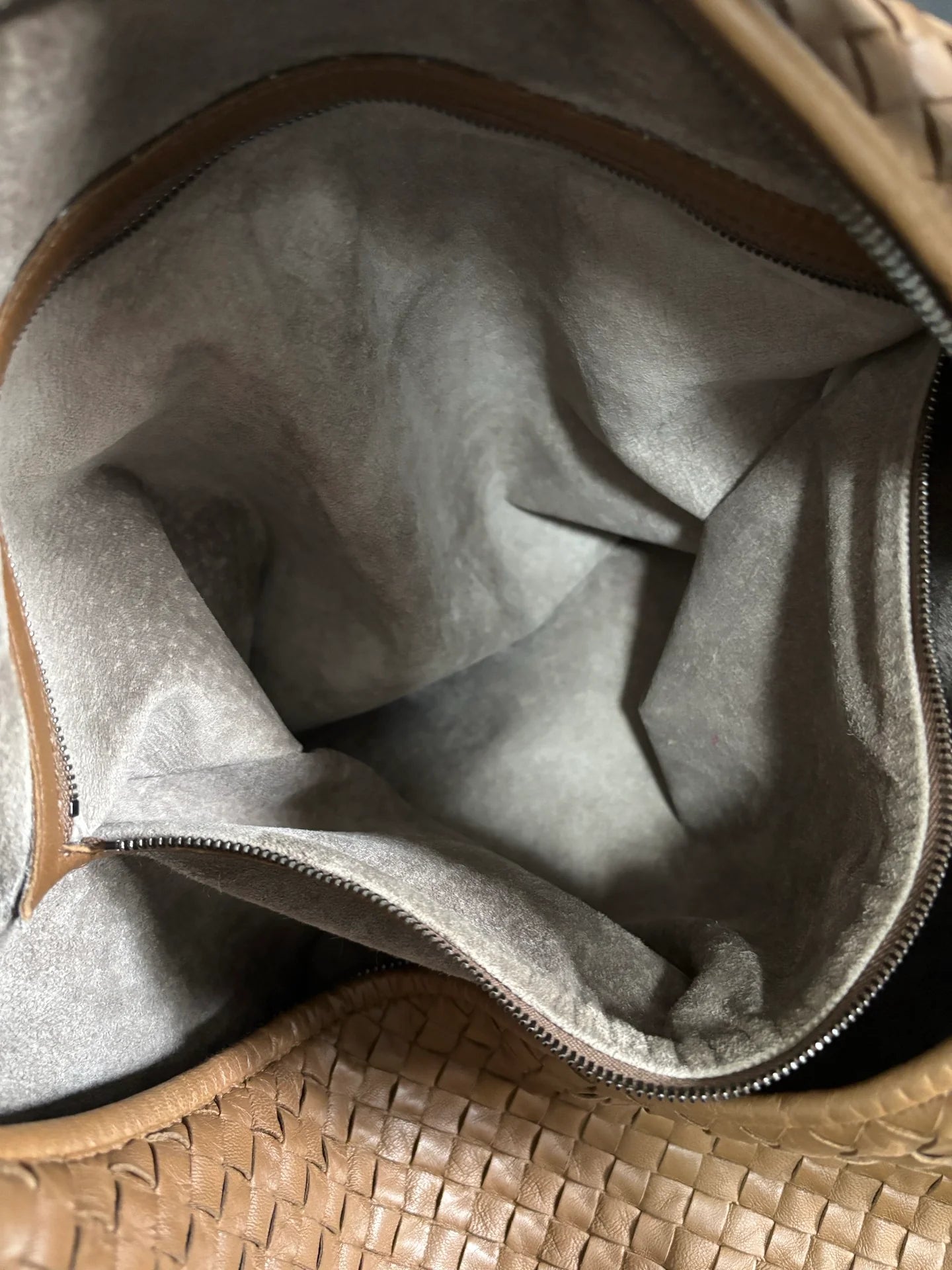Bottega Veneta Hobo Maxi “Milk Chocolate Brown