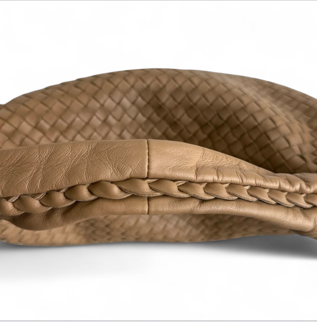 Bottega Veneta Hobo Light Camel Brown Intrecciato Leather Bag