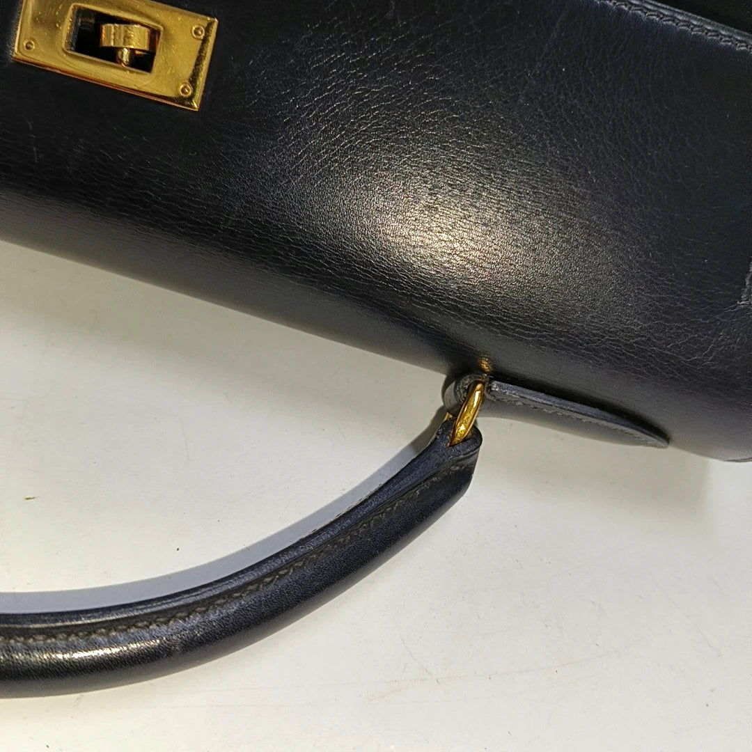 Hermès Kelly Sellier 32 Box Leather Preta com Ferragens Douradas