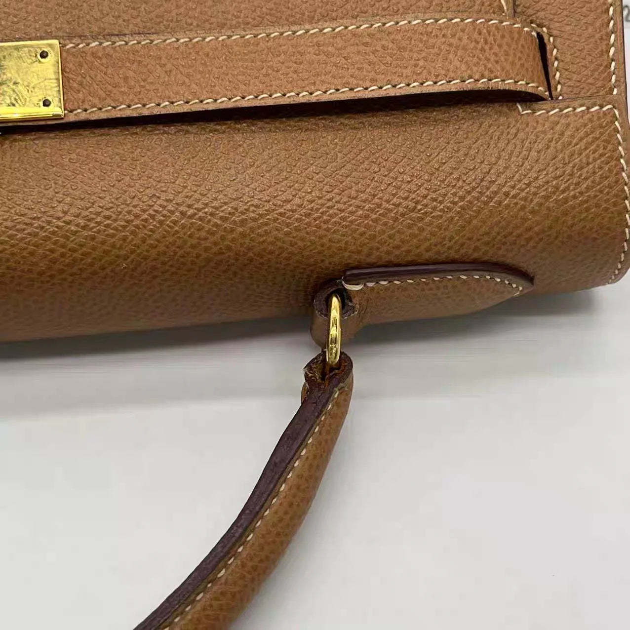 Hermès Kelly 32 Sellier Vintage Gold Epsom Leather Gold Hardware With Strap