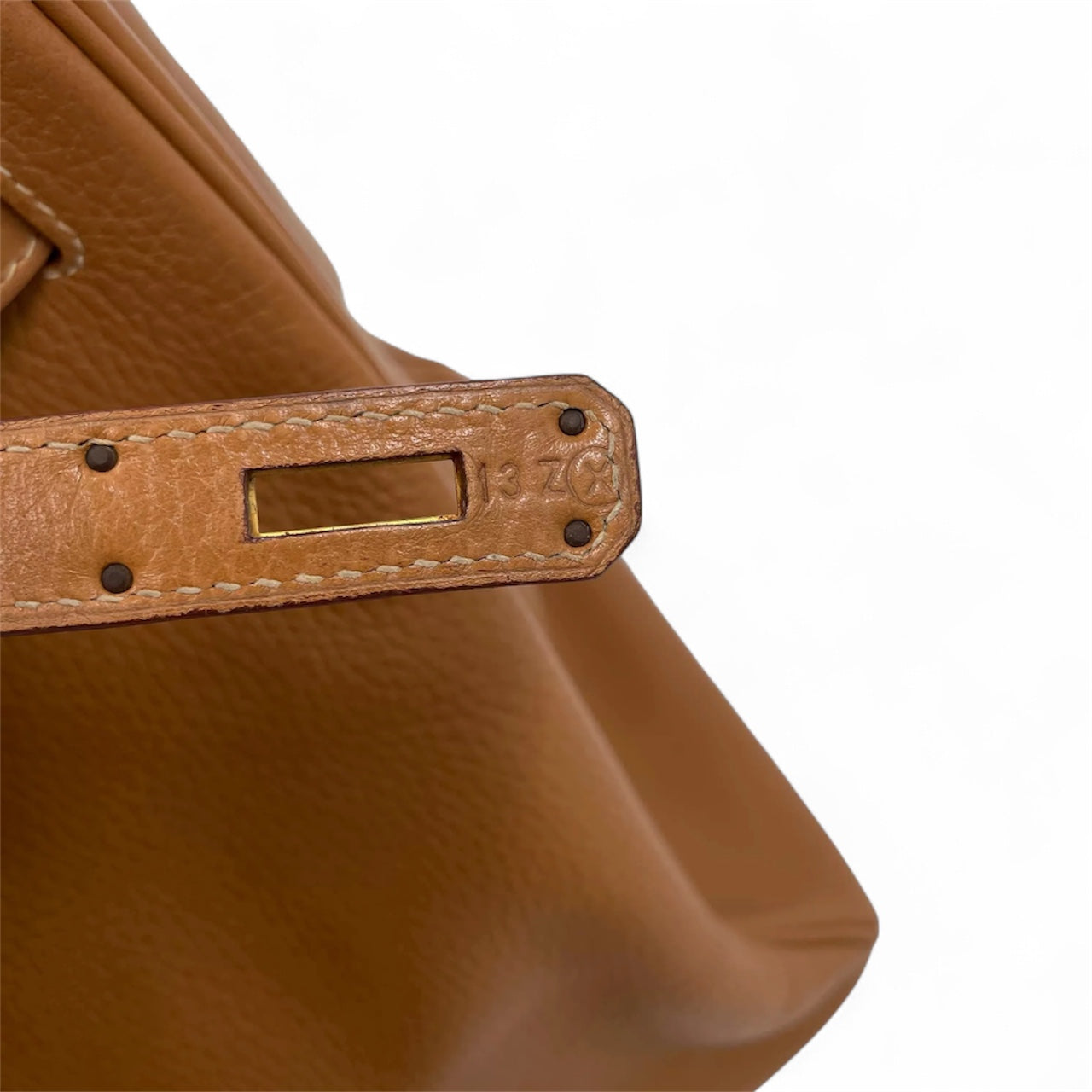 Hermès Birkin 40 Couro Clemence Gold com Ferragens Douradas