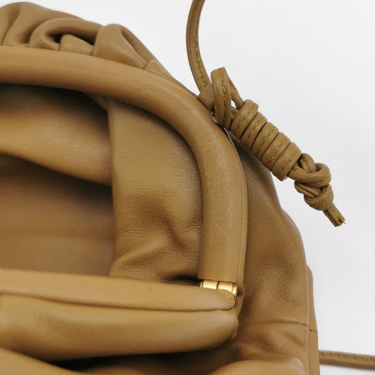 Bottega Veneta Pouch Mini – Couro Marrom