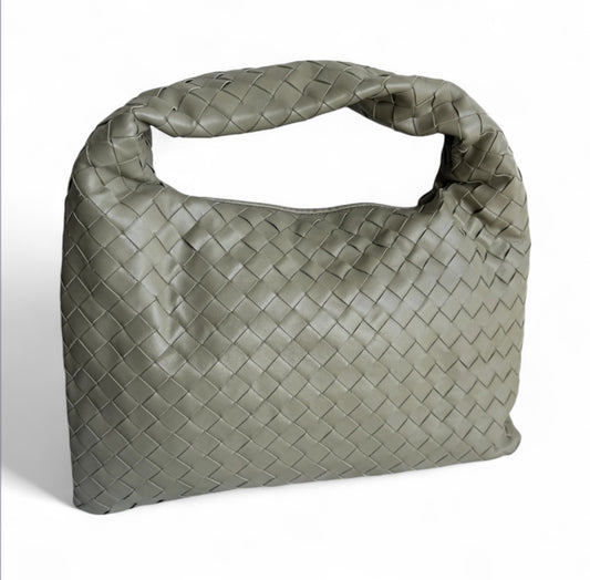 Bottega Veneta Hop Hobo Pequena em Couro Intrecciato Verde Travertine