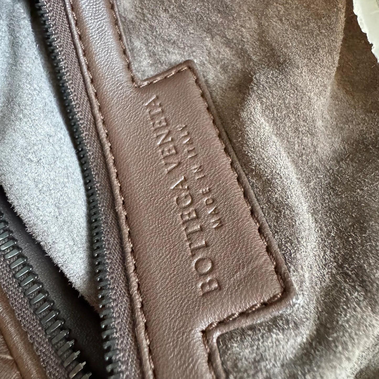 Bolsa Bottega Veneta Maxi Convertible Tote-Couro Marrom Chocolate