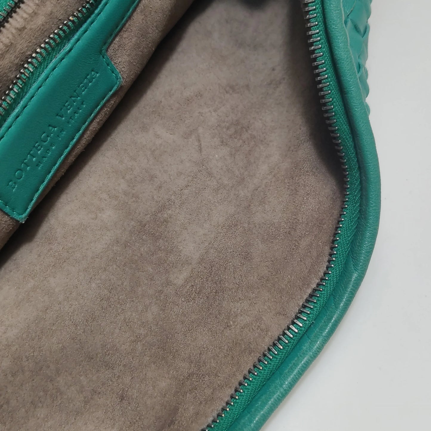 Bottega Veneta Veneta Hobo Grande Verde Teal – Couro de Cordeiro