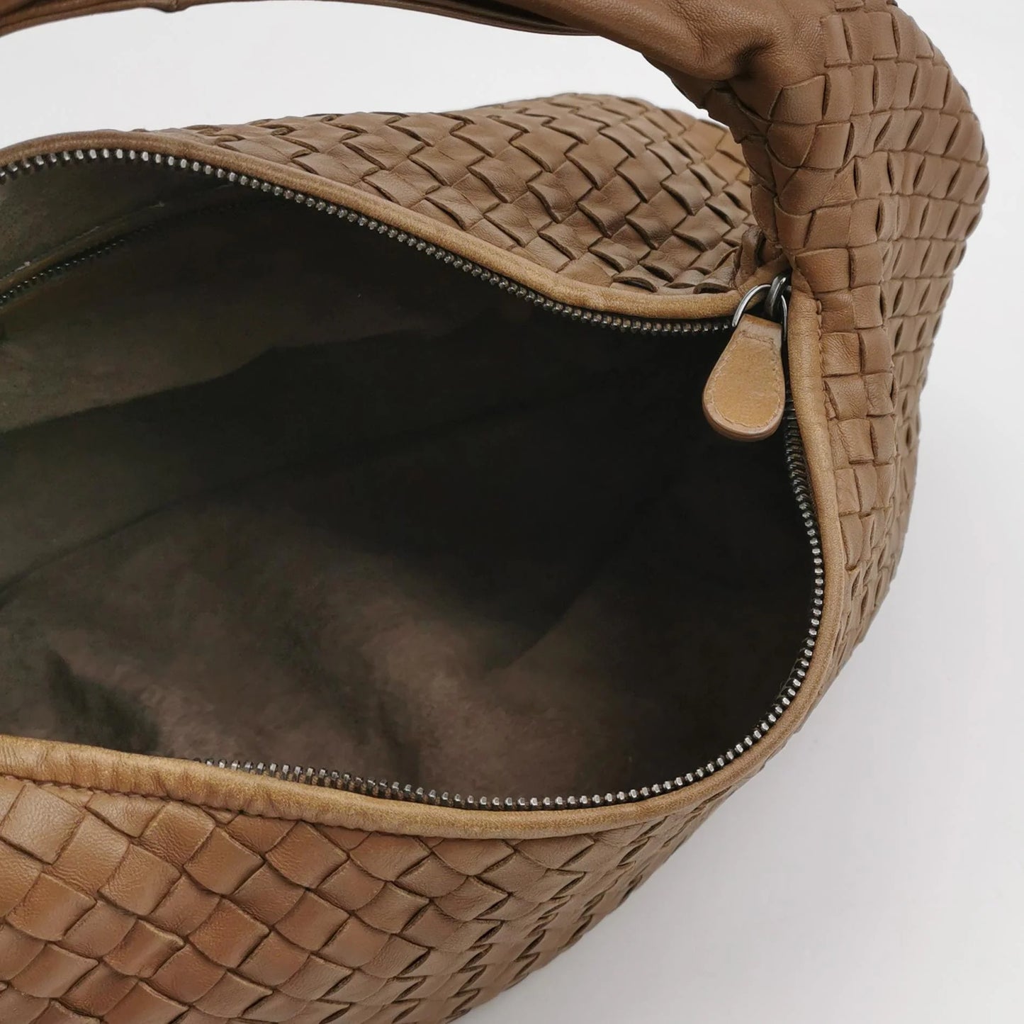 Bolsa Bottega Veneta Belly Hobo – Couro Intrecciato Marrom Chocolate Milk Large