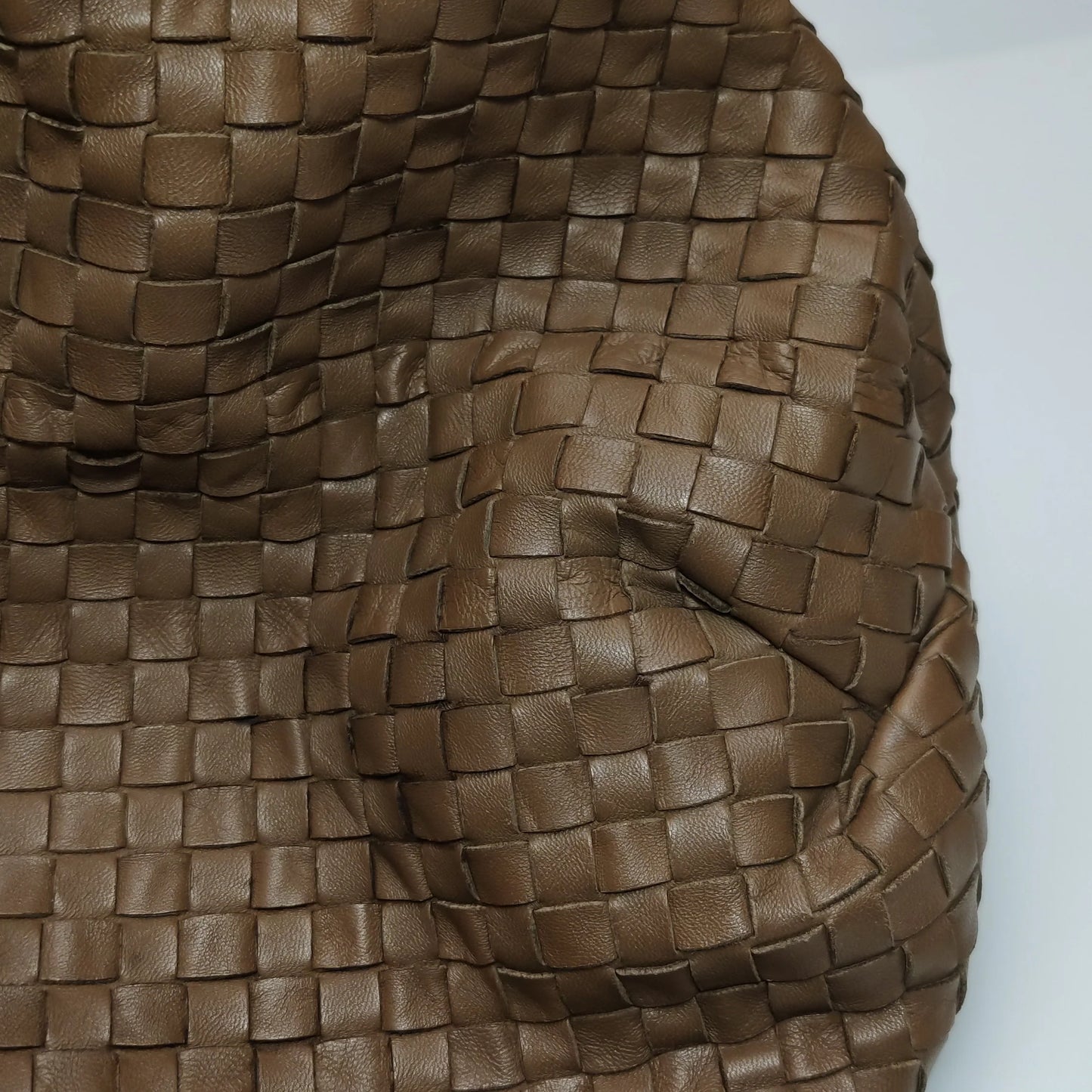 Bolsa Bottega Veneta Belly Hobo – Couro Intrecciato Marrom Chocolate Milk Large