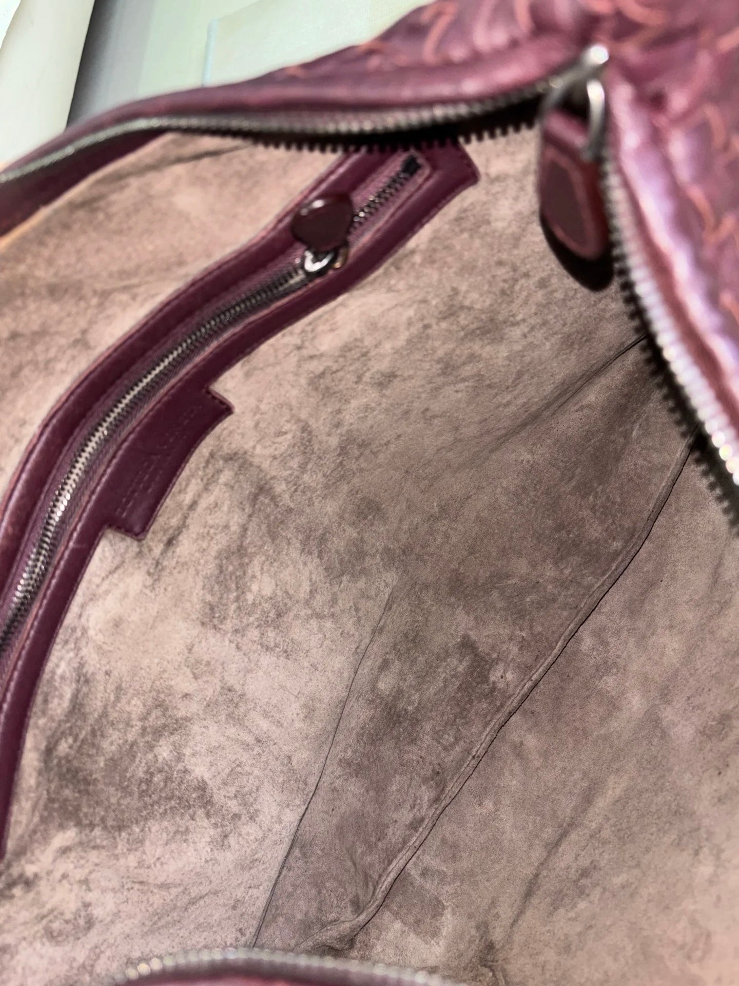Bolsa Bottega Veneta Veneta Hobo-Couro Burgundy (Vinho) Intrecciato