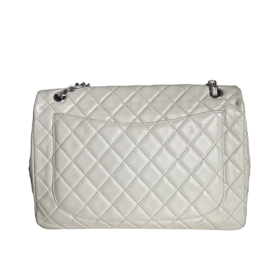 Bolsa Chanel Classic Flap Maxi Milk White Caviar Leather Silver Hardware